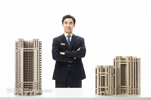 帅气房产经纪介绍新楼盘